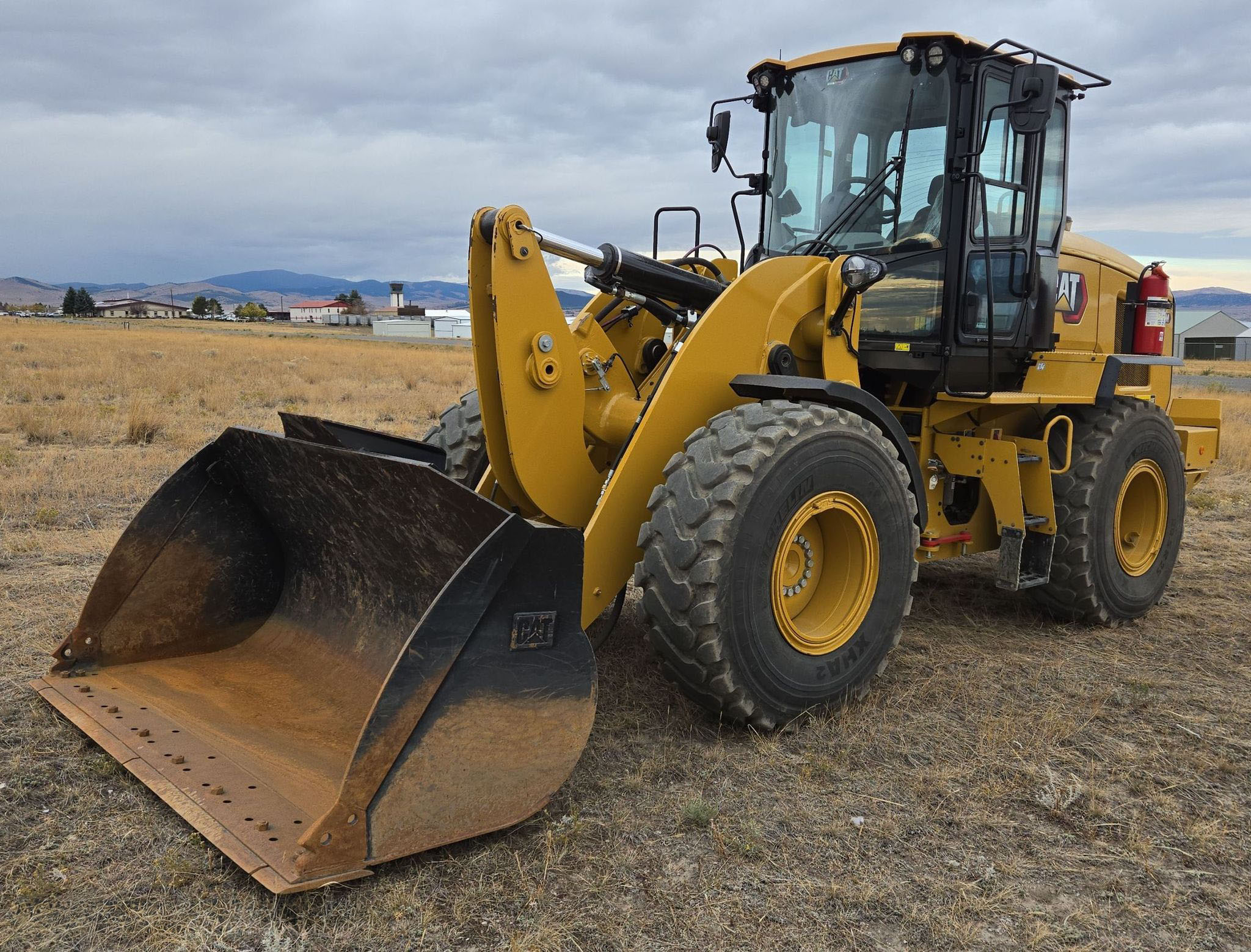 2023 Caterpillar 930M